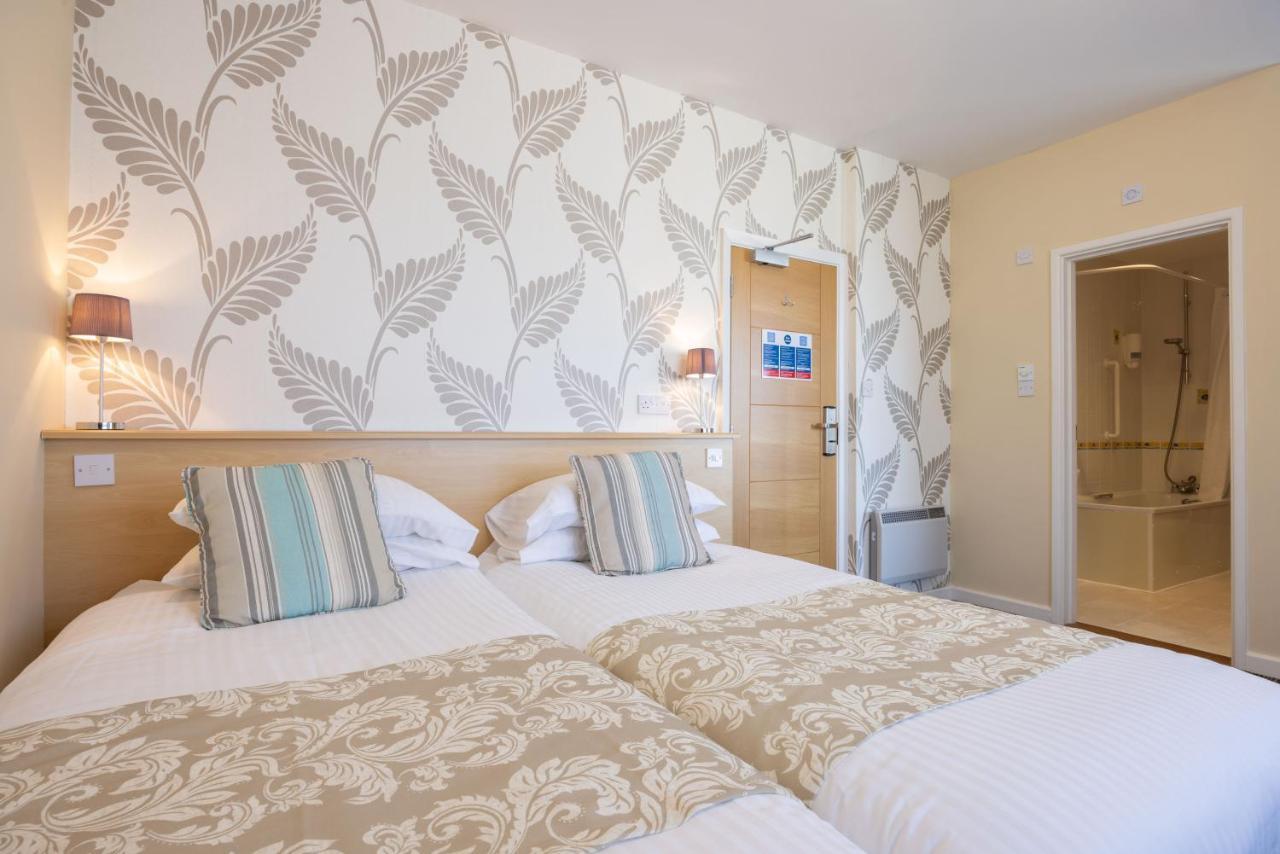 Biarritz Hotel St Brelade Bagian luar foto