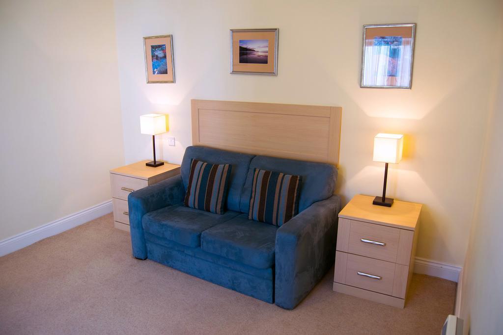 Biarritz Hotel St Brelade Bagian luar foto