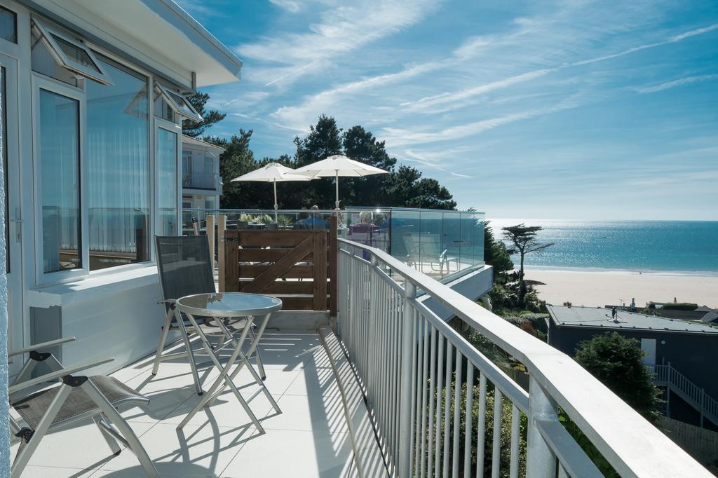 Biarritz Hotel St Brelade Bagian luar foto